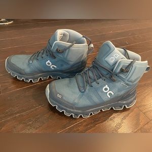 On Cloudrock hiking shoes 6.5